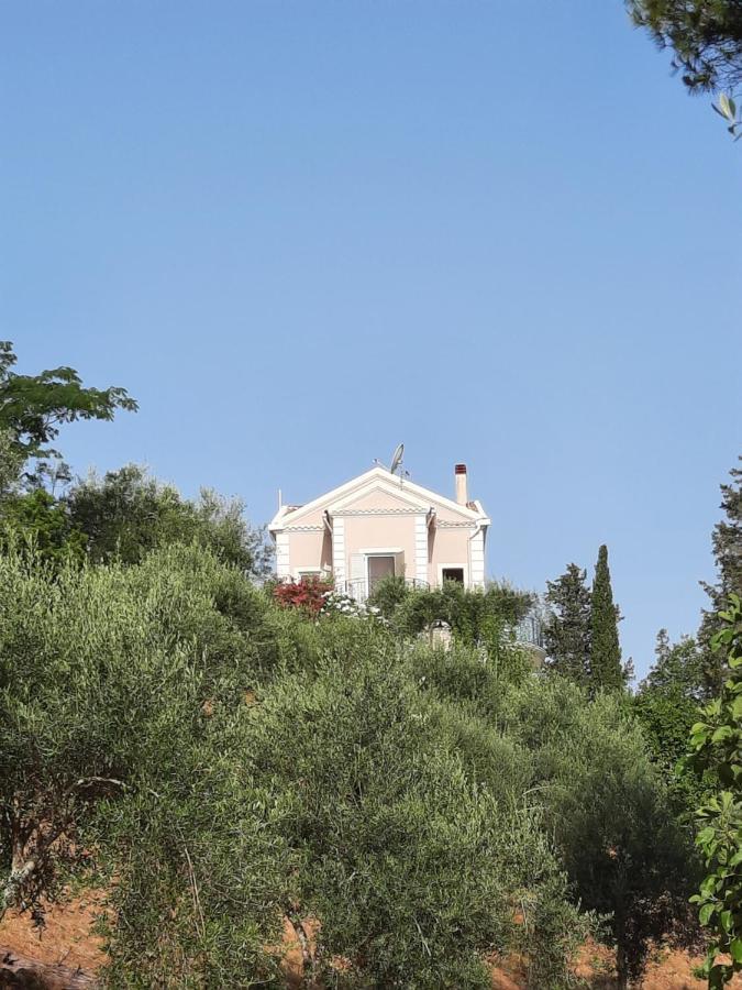 Luxury Breeze With Private Pools Dassia (Corfu)