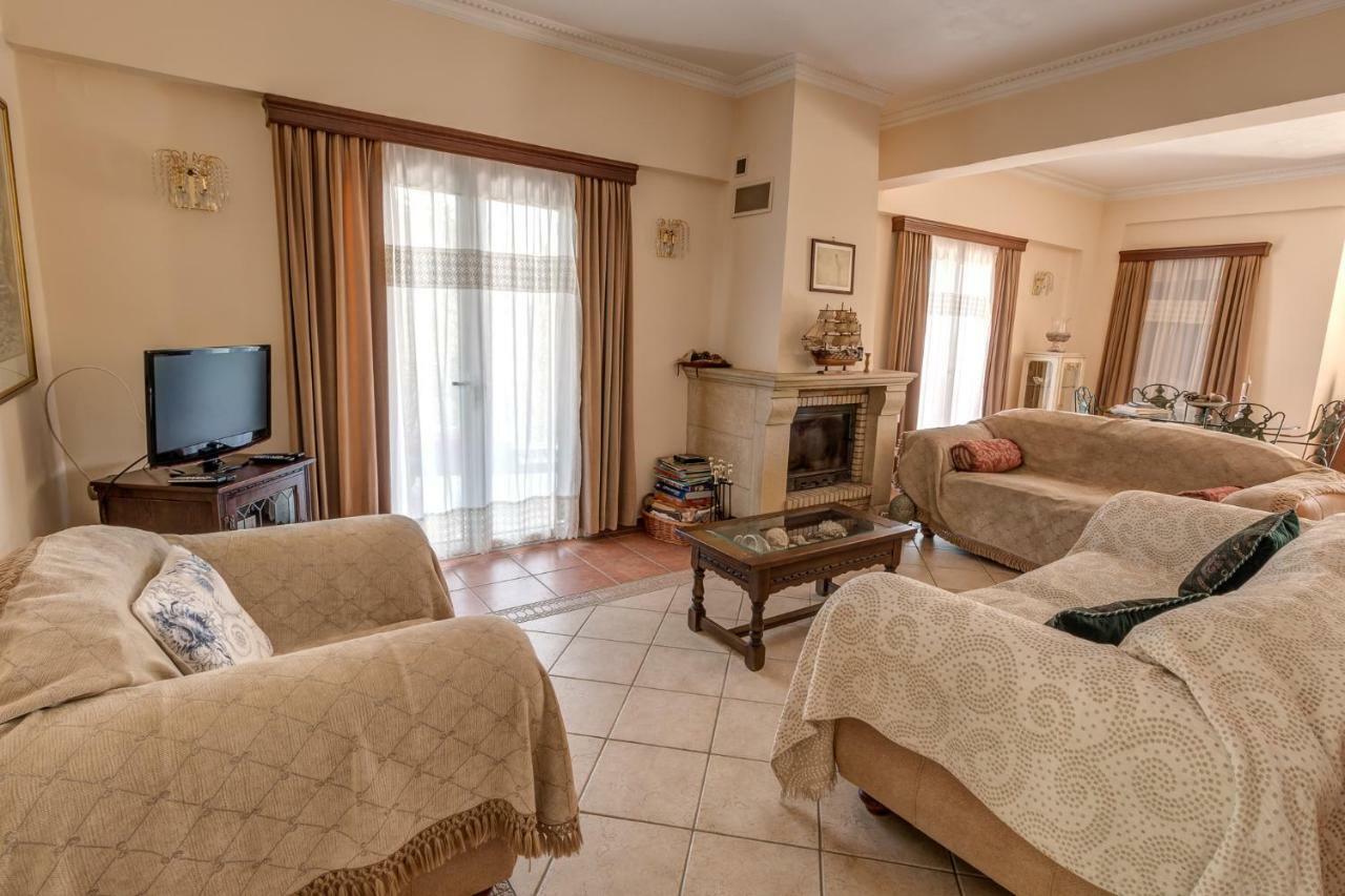Vilă Luxury Breeze With Private Pools *